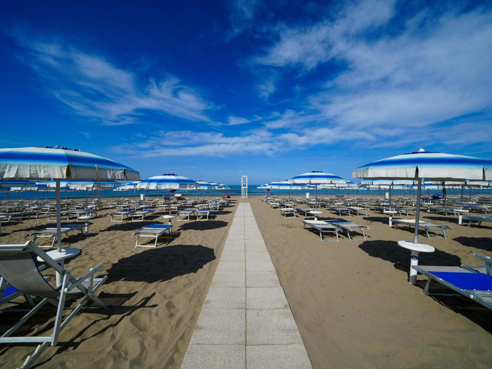 Hotel Club Clorinda Nuova Gestione 2024 파이스툼 외부 사진