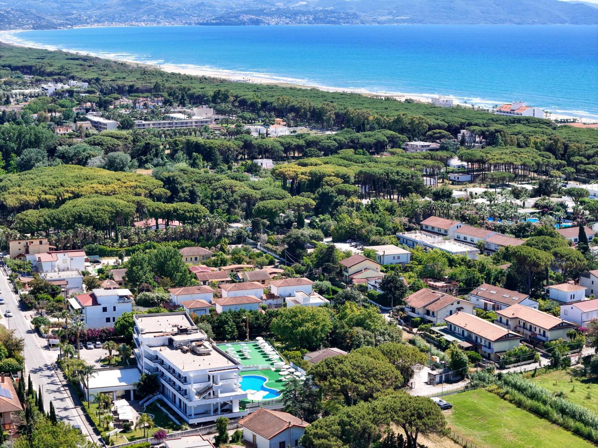 Hotel Club Clorinda Nuova Gestione 2024 파이스툼 외부 사진