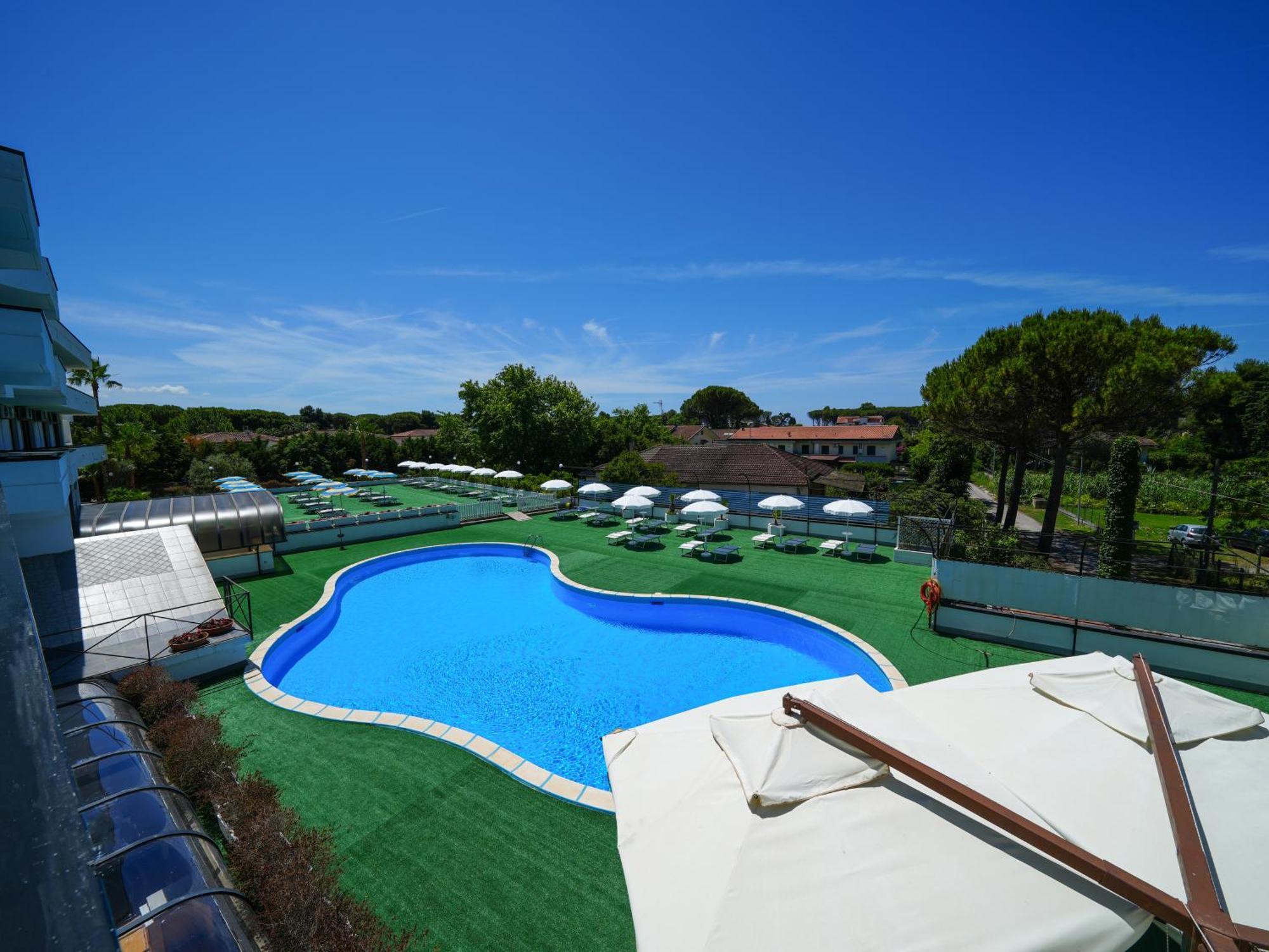 Hotel Club Clorinda Nuova Gestione 2024 파이스툼 외부 사진