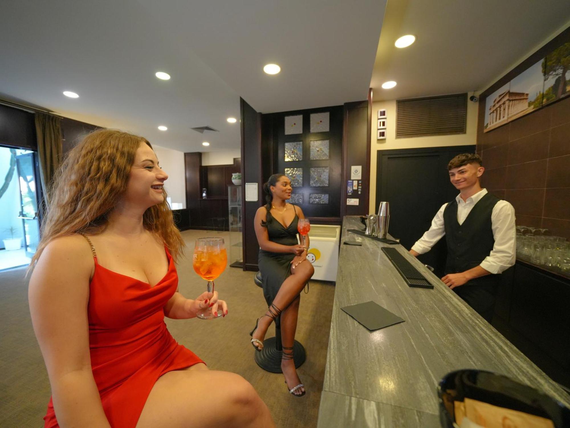Hotel Club Clorinda Nuova Gestione 2024 파이스툼 외부 사진