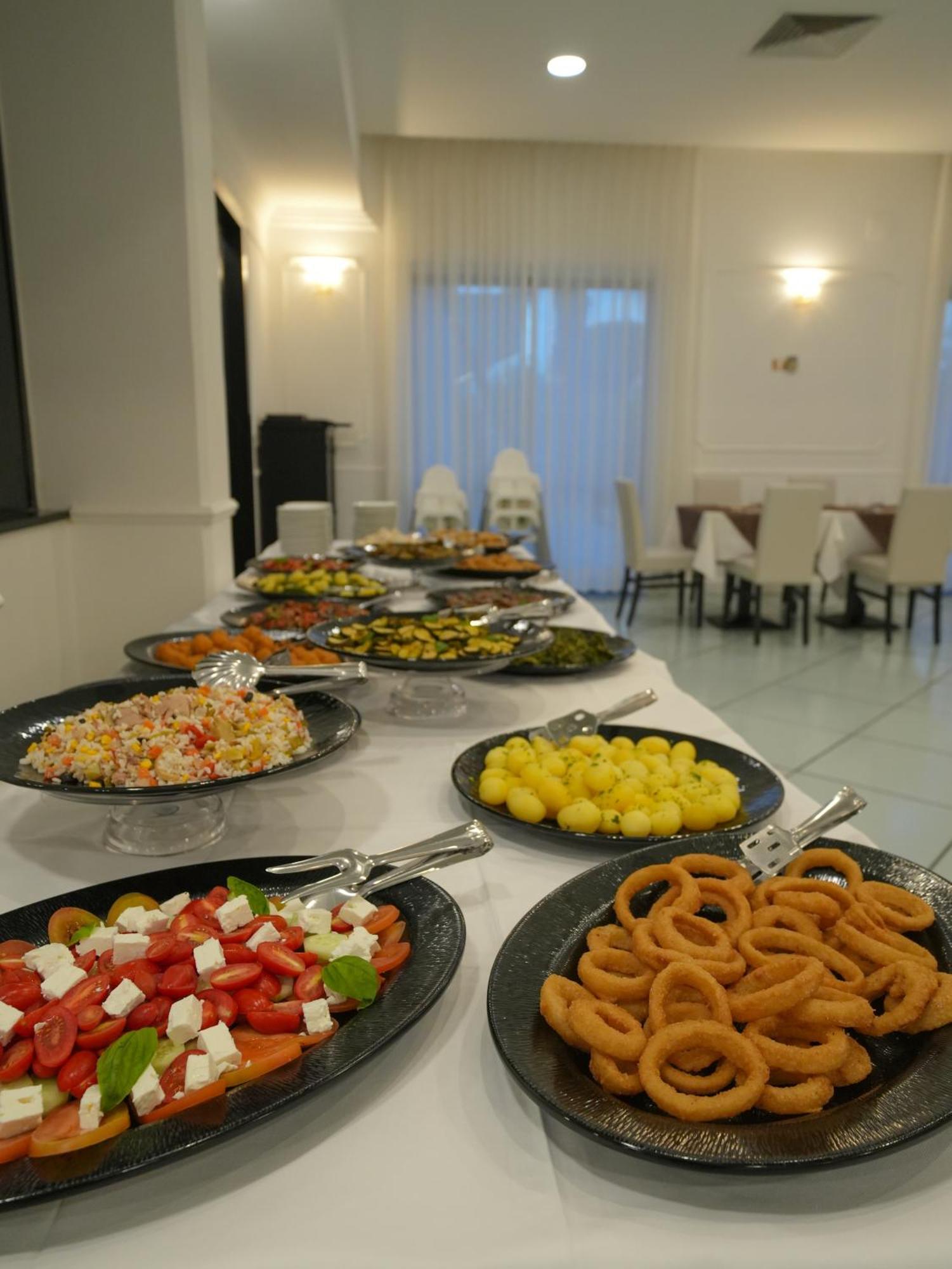 Hotel Club Clorinda Nuova Gestione 2024 파이스툼 외부 사진