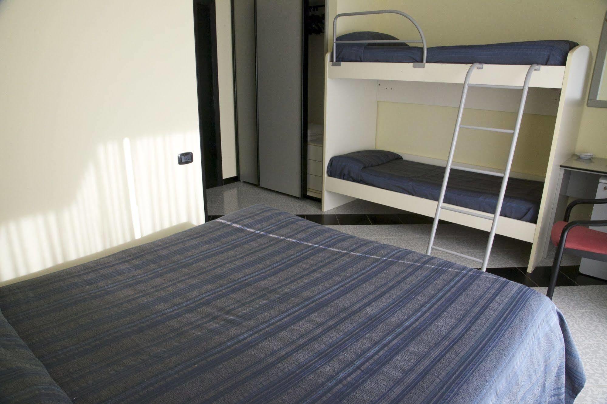 Hotel Club Clorinda Nuova Gestione 2024 파이스툼 외부 사진