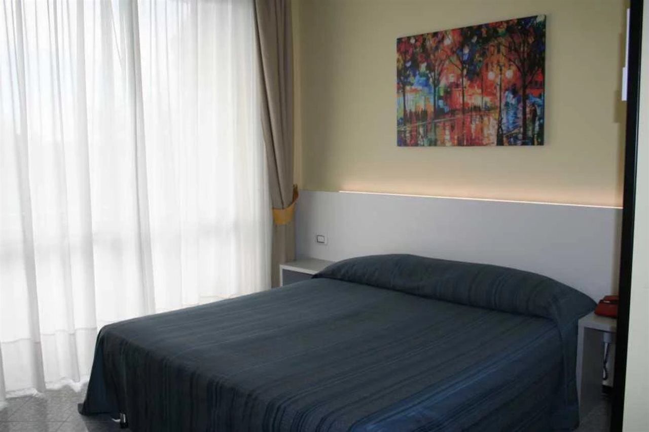 Hotel Club Clorinda Nuova Gestione 2024 파이스툼 외부 사진